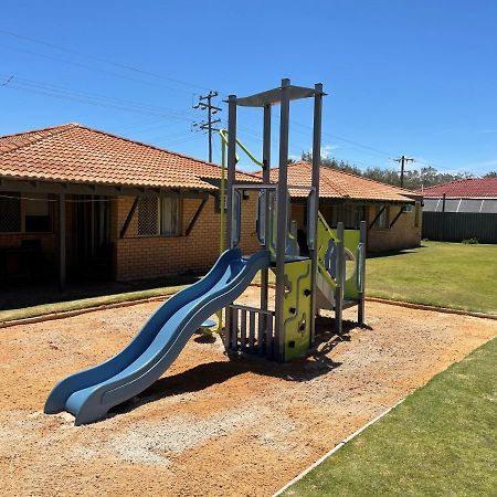 Geraldton'S Ocean West Holiday Units & Short Stay Accommodation Екстер'єр фото